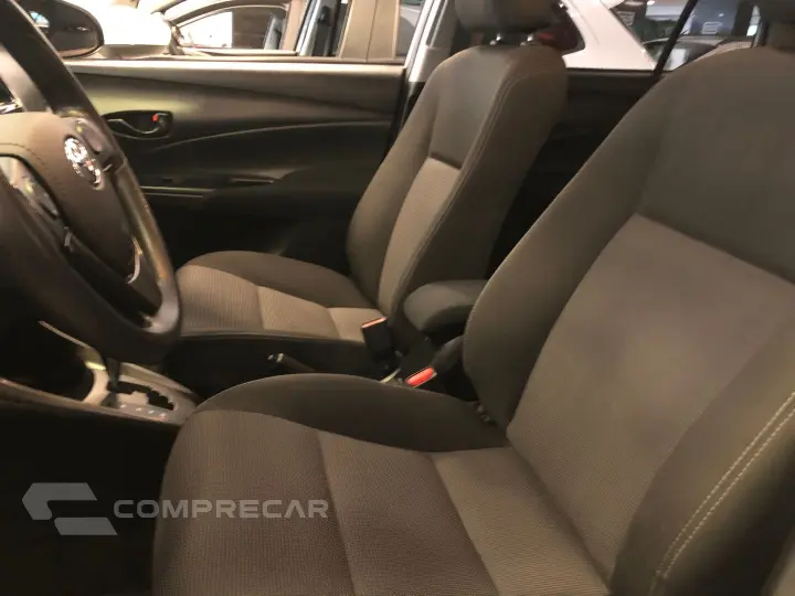 Yaris 1.5 16V Flex Sedan Xl Multidrive