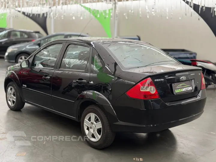 FIESTA 1.6 MPI First Sedan 8V