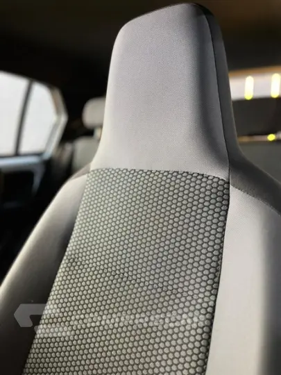 UP 1.0 MPI Track 12V