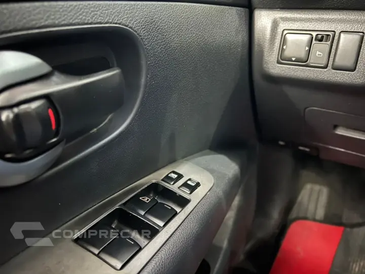 LIVINA 1.8 SL 16V FLEX 4P AUTOMÁTICO