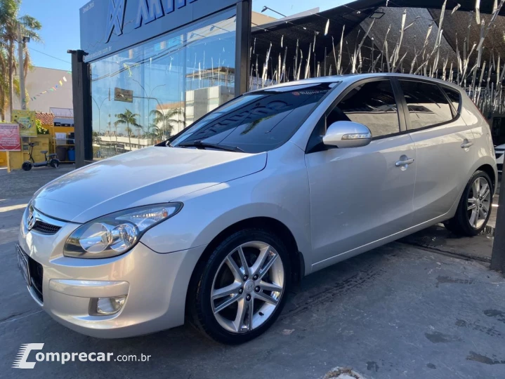 i30 2.0 16V 145cv 5p Mec.