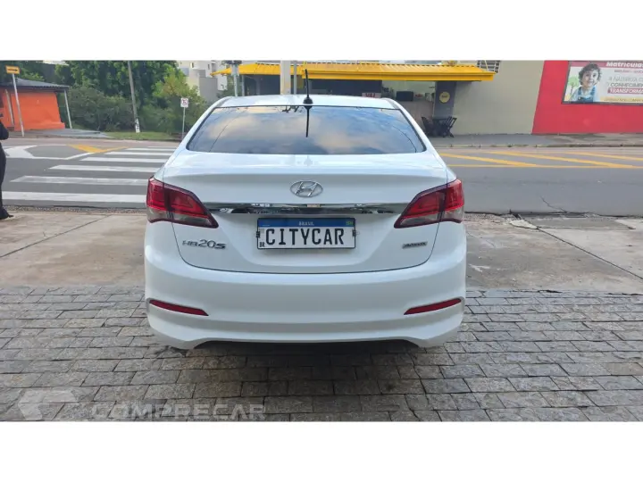 HB20S 1.6 COMFORT PLUS 16V FLEX 4P AUTOMÁTICO