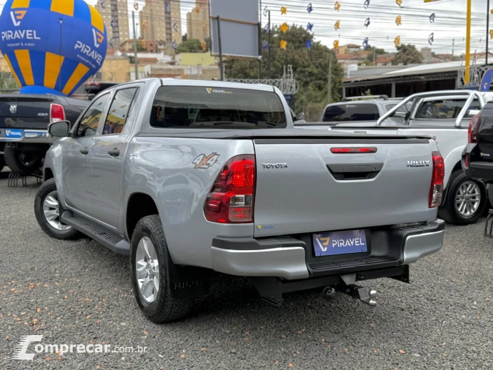 Hilux CD 4x4 2.8 Diesel Mec.