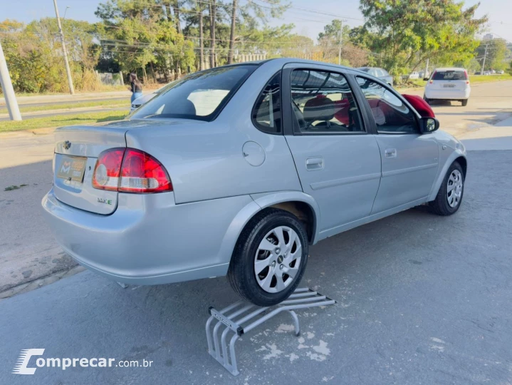Classic Sedan 1.0 4P VHCE FLEX LS