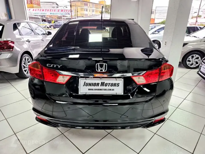 CITY Sedan LX 1.5 Flex 16V 4p Aut.