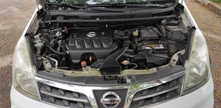 LIVINA 1.6 SL X-gear 16V