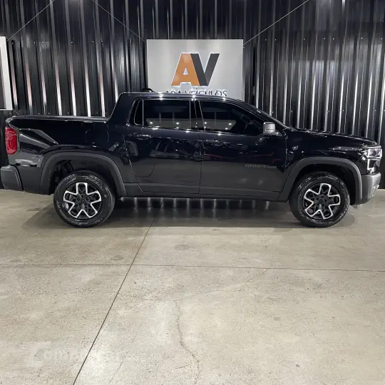 RAMPAGE 2.0 Turbo Rebel 4X4