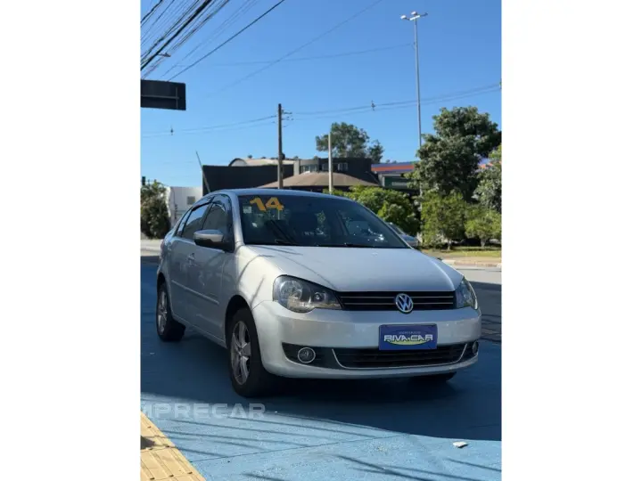 POLO SEDAN 1.6 MI COMFORTLINE 8V FLEX 4P AUTOMATIZADO