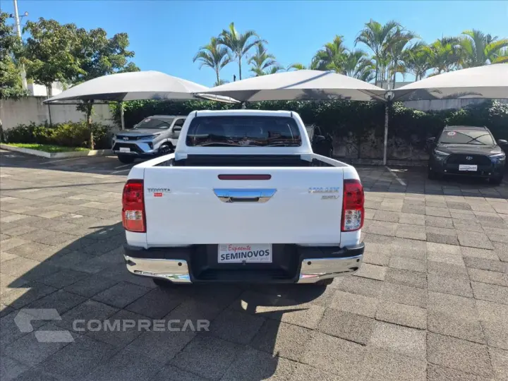 HILUX 2.8 D-4D TURBO DIESEL CD SRV 4X4 AUTOMÁTICO