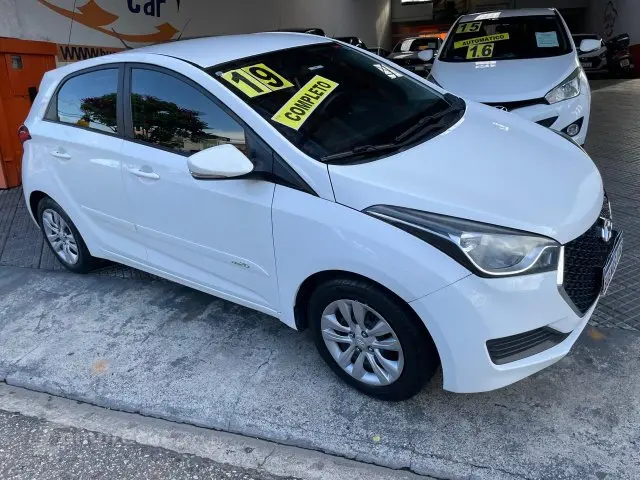 HB20 - 1.0 COMFORT PLUS 12V 4P MANUAL