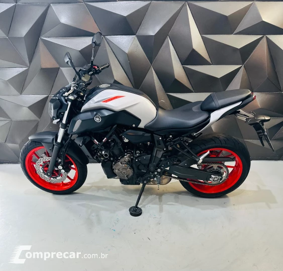 mt07 abs