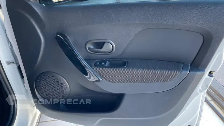 RENAULT LOGAN 1.0 12V SCE ZEN