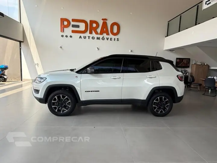 COMPASS 2.0 16V Trailhawk 4X4