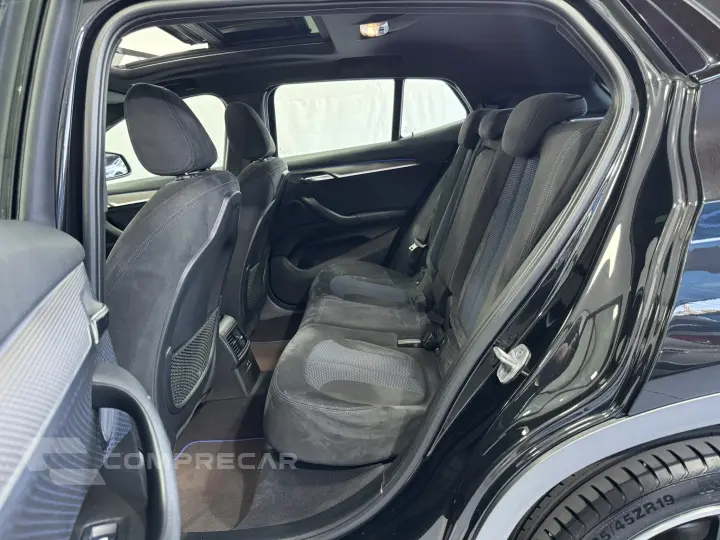 X2 2.0 16V Turbo Sdrive20i M Sport X Steptronic