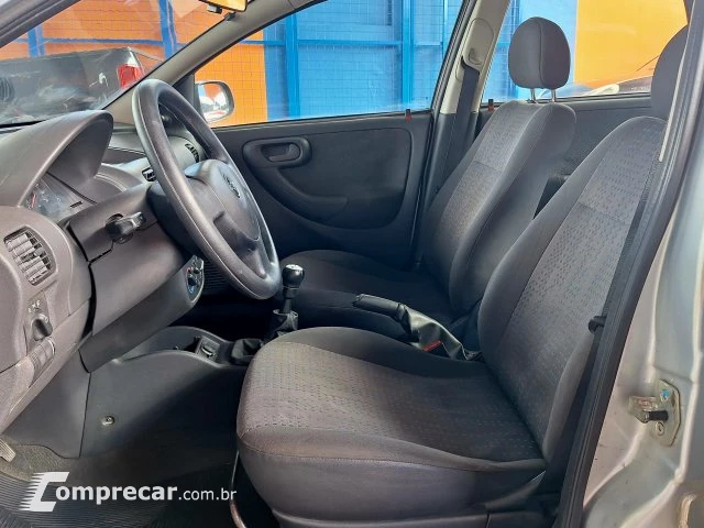 CORSA HATCH - 1.0 MPFI JOY 8V 4P MANUAL