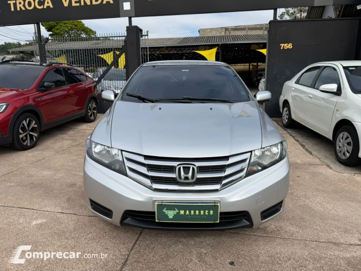 CITY 1.5 LX Sedan 16V