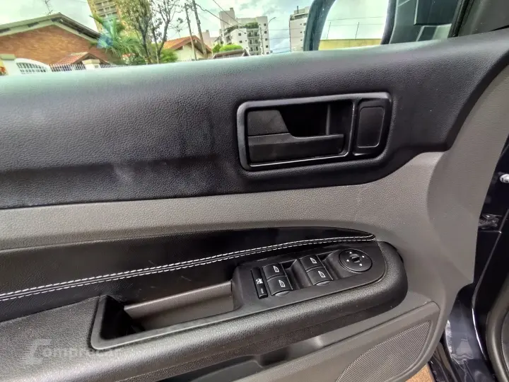 FOCUS 2.0 GLX 16V FLEX 4P MANUAL