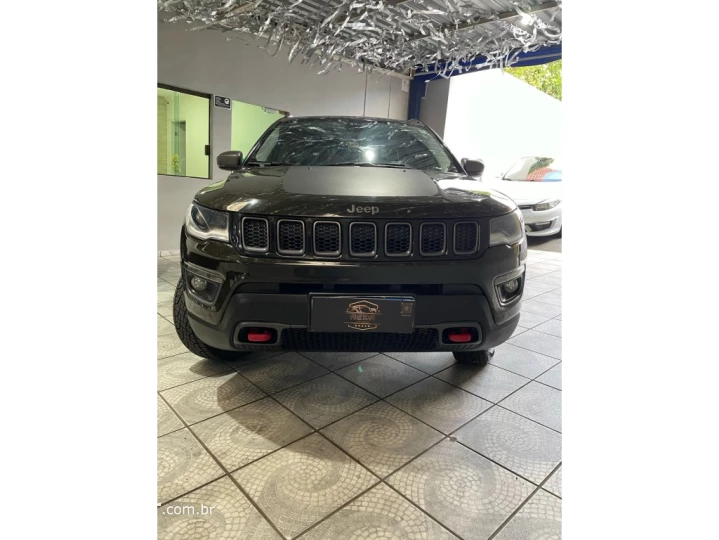 COMPASS 2.0 16V DIESEL TRAILHAWK 4X4 AUTOMÁTICO