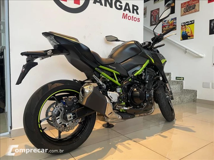Z900
