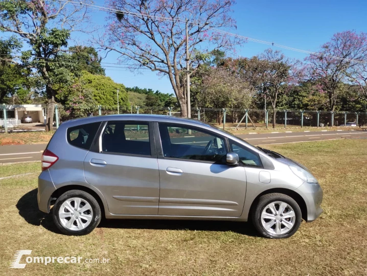 FIT 1.4 LX 16V