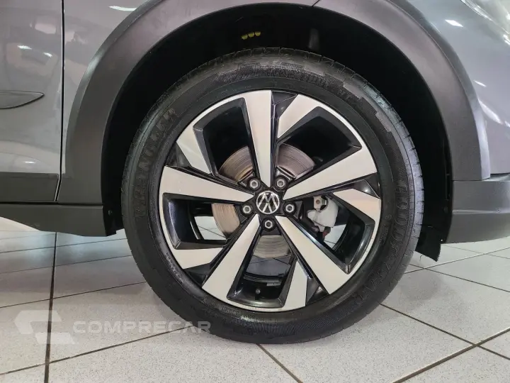 Nivus 1.0 4P FLEX 200 TSI HIGHLINE TURBO AUTOMÁTICO