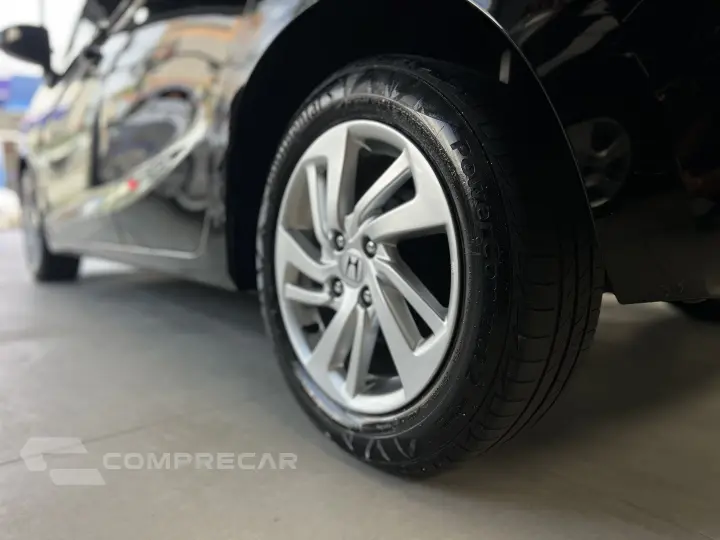 FIT 1.5 LX 16V FLEX 4P AUTOMÁTICO