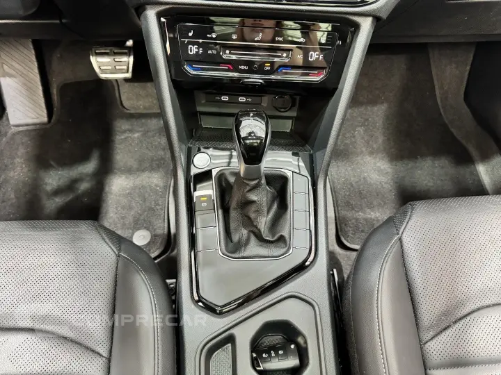 TAOS 1.4 250 TSI TOTAL FLEX HIGHLINE AUTOMÁTICO