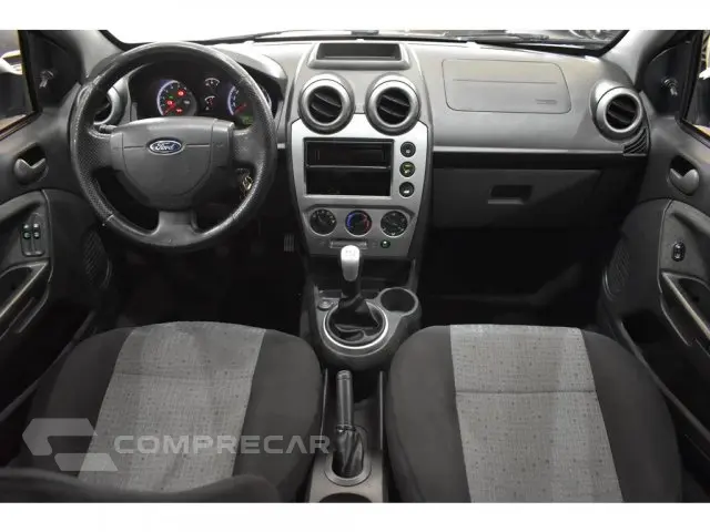 FIESTA SEDAN - 1.6 ROCAM SEDAN 8V 4P MANUAL