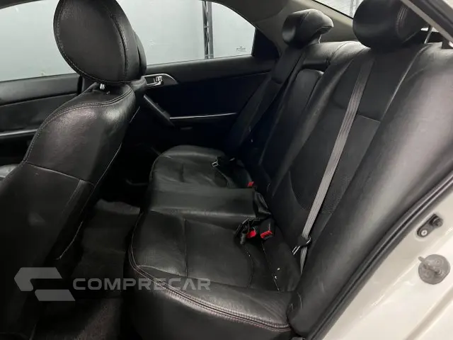 CERATO - 1.6 EX SEDAN 16V 4P AUTOMÁTICO