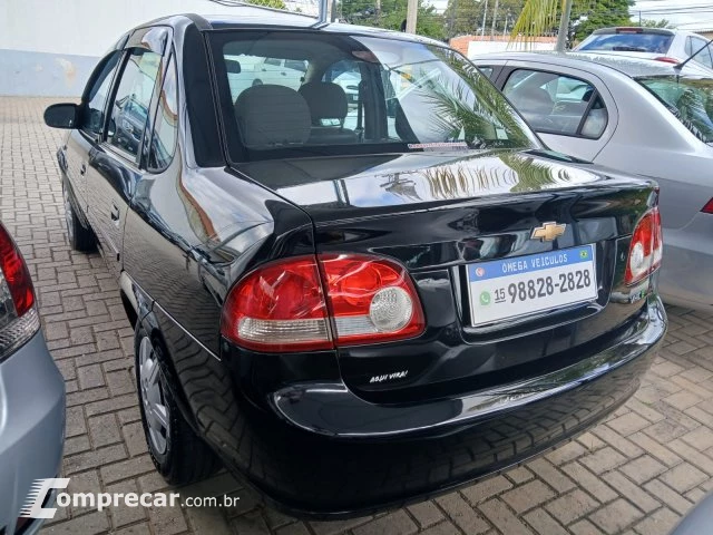 CLASSIC - 1.0 MPFI LS 8V 4P MANUAL