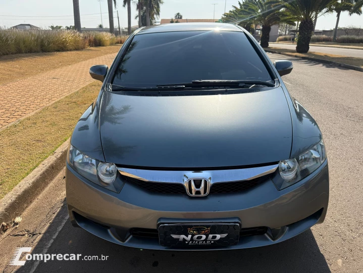 CIVIC 1.8 LXL 16V