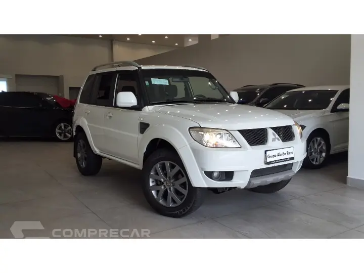 PAJERO TR4 2.0 4X2 16V 140CV FLEX 4P MANUAL