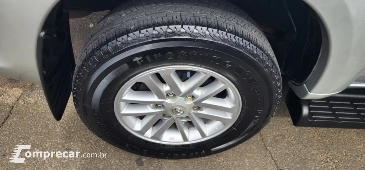 HILUX SW4 2.7 SR 4X2 16V