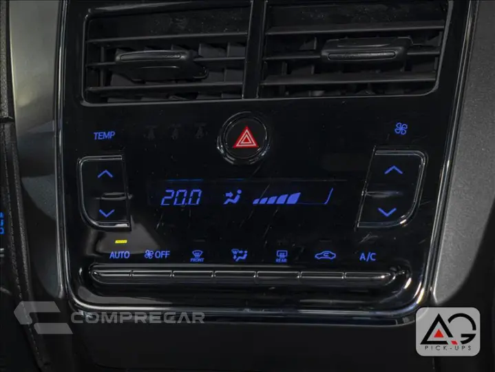 YARIS 1.5 16V XS Connect