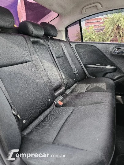 CITY Sedan EX 1.5 Flex 16V 4p Aut.