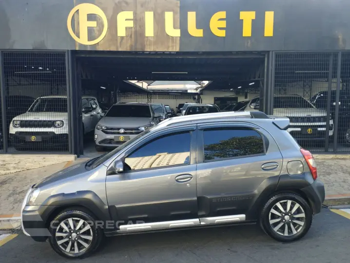 Etios Cross 1.5 16V 4P