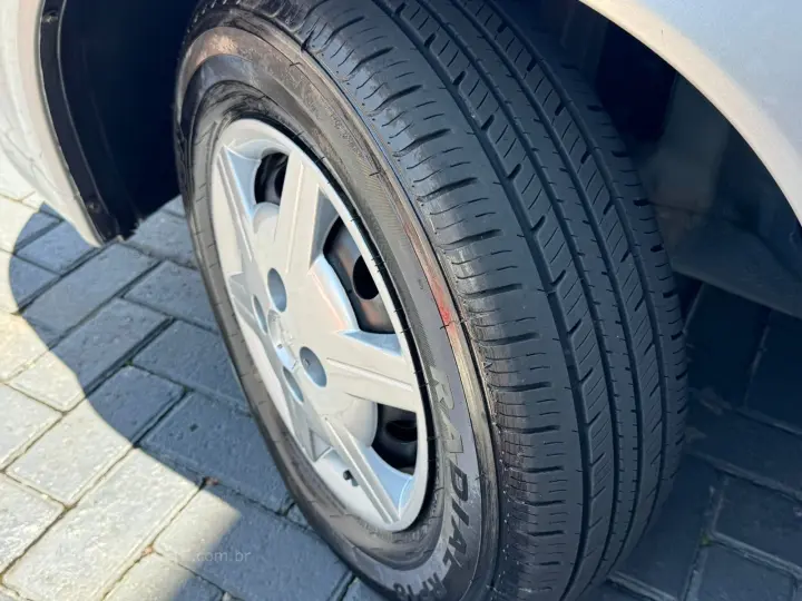 CLASSIC 1.0 MPFI LS 8V