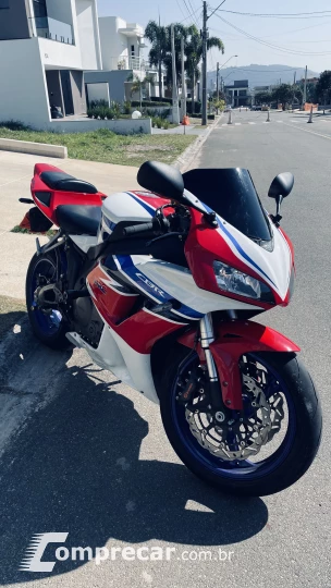 CBR 1000 RR Fireblade