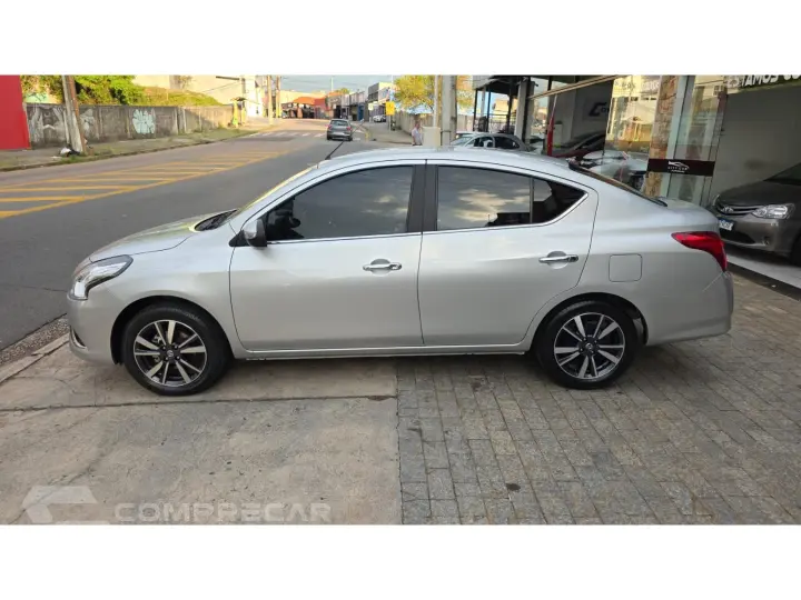 VERSA 1.6 16V FLEXSTART SL 4P XTRONIC