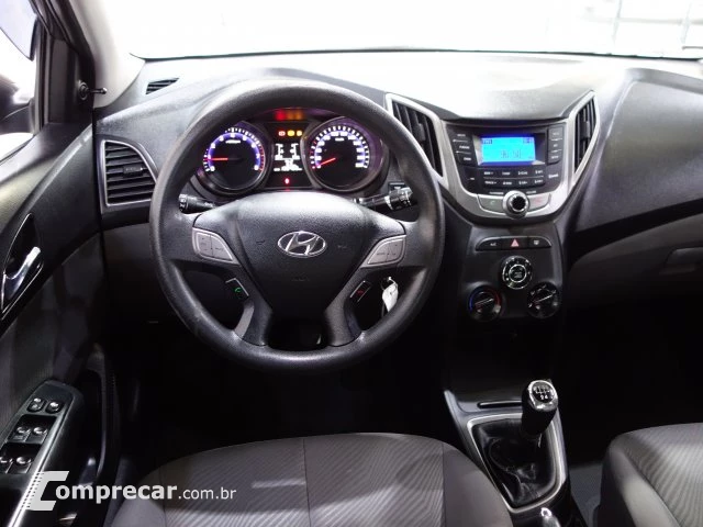HB20S - 1.6 COMFORT PLUS 16V 4P MANUAL