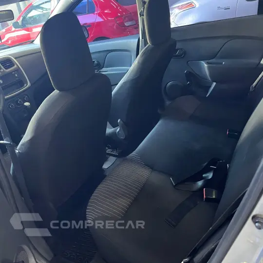 LOGAN 1.0 Authentique 16V