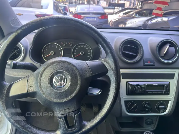 VOYAGE 1.0 MI TRENDLINE 8V FLEX 4P MANUAL
