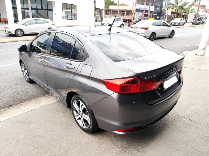 CITY 1.5 EXL Sedan 16V
