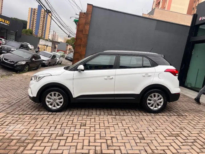 Creta Action 1.6 16V Flex Aut.