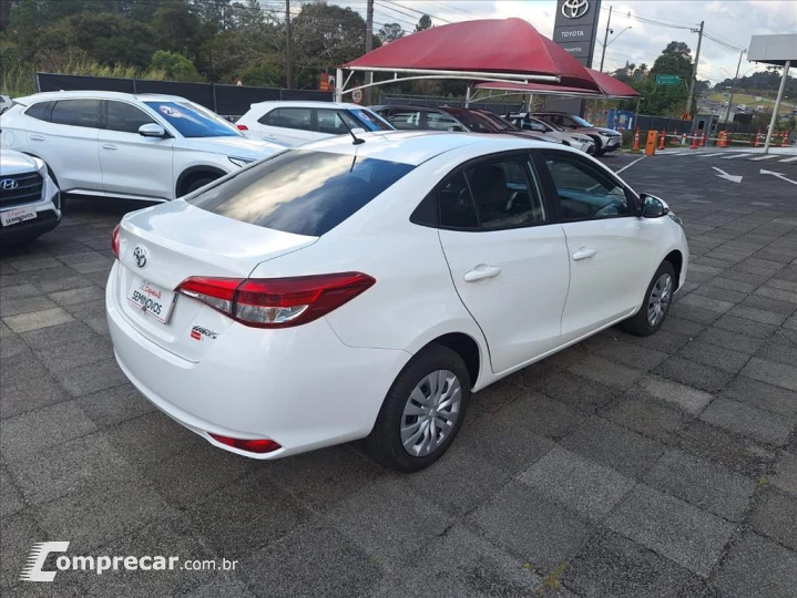 YARIS 1.5 16V FLEX SEDAN XL LIVE MULTIDRIVE