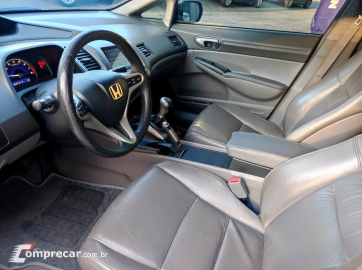 CIVIC 1.8 LXL 16V