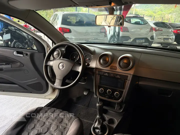 VOYAGE 1.6 MI COMFORTLINE 8V FLEX 4P MANUAL