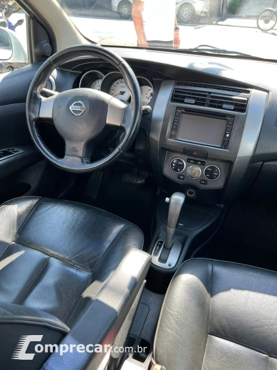 GRAND LIVINA 1.8 SL 16V
