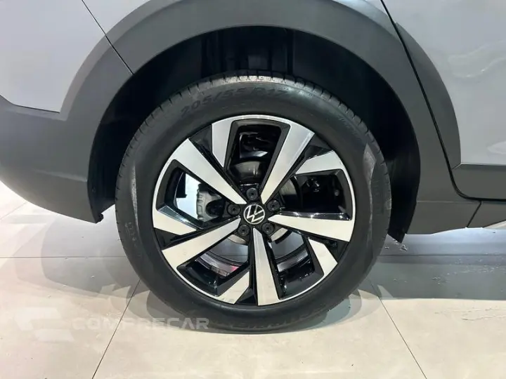 NIVUS HIGHLINE 1.0 200 TSI FLEX AUT.