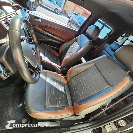 SAVEIRO 1.6 Cross CD 16V